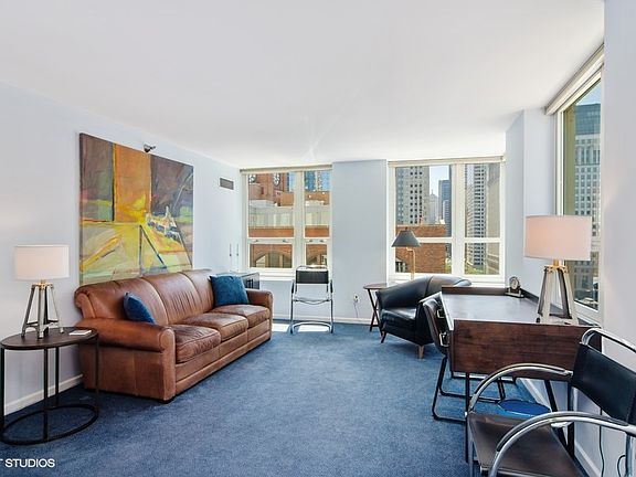 5th image of 345 N La Salle Dr APT 1008