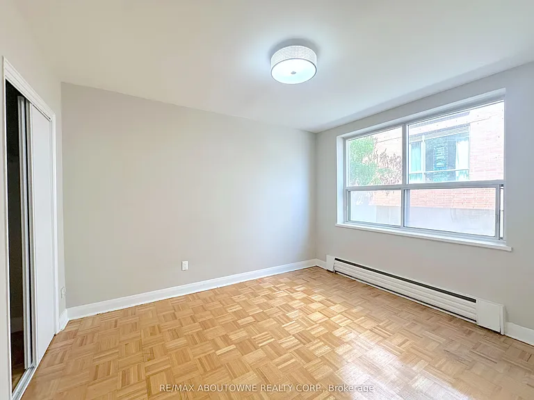 276 Saint Clair Ave W #104 — Photo 7
