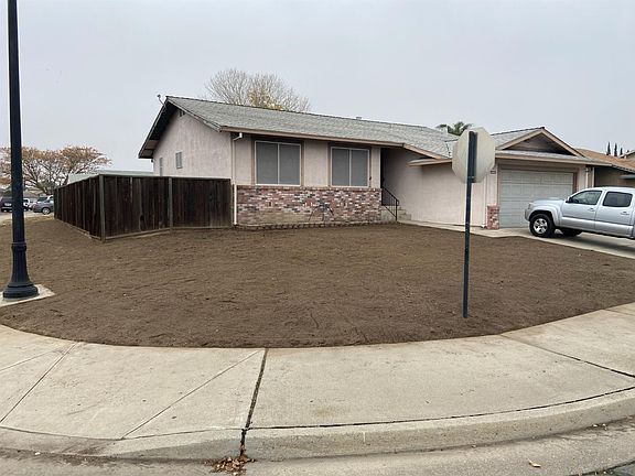 2nd image of 15315 Cambridge Dr