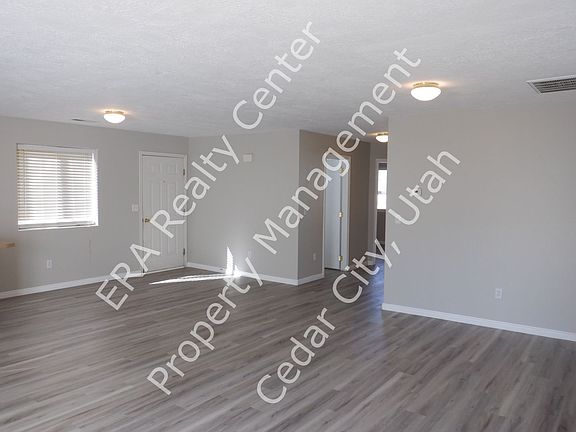 3rd image of 1220 N Cedar Blvd