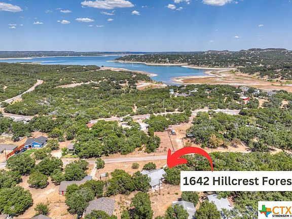 2nd image of 1642 Hillcrest Frst
