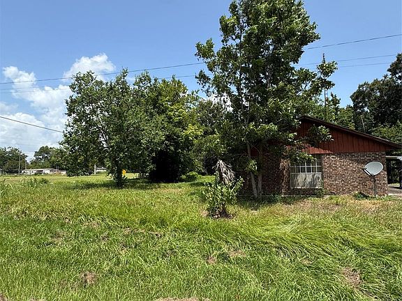 3rd image of 501 Bobcat Ln