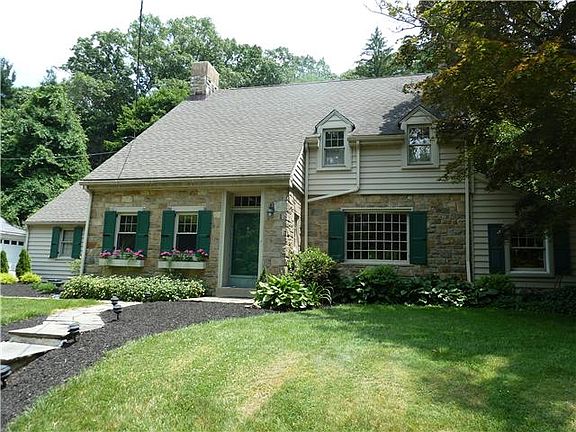 Front View, Stone Front