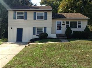 16 Jefferson Ave, Marlton, NJ 08053