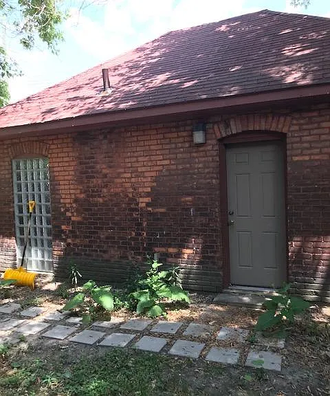 5044 Commonwealth- brick garage with auto door openers