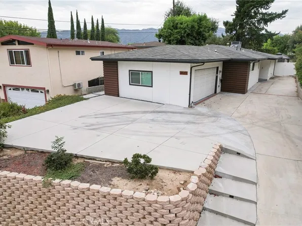 4433 Rockland Pl, La Canada Flintridge, CA 91011