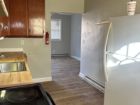 4th image of 425 Fort Worth Ave APT 5