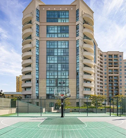 Towers at Costa Verde Apartments — Photo 5