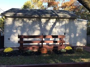 630 Brooklyn Mountain Rd, Hopatcong, NJ 07843