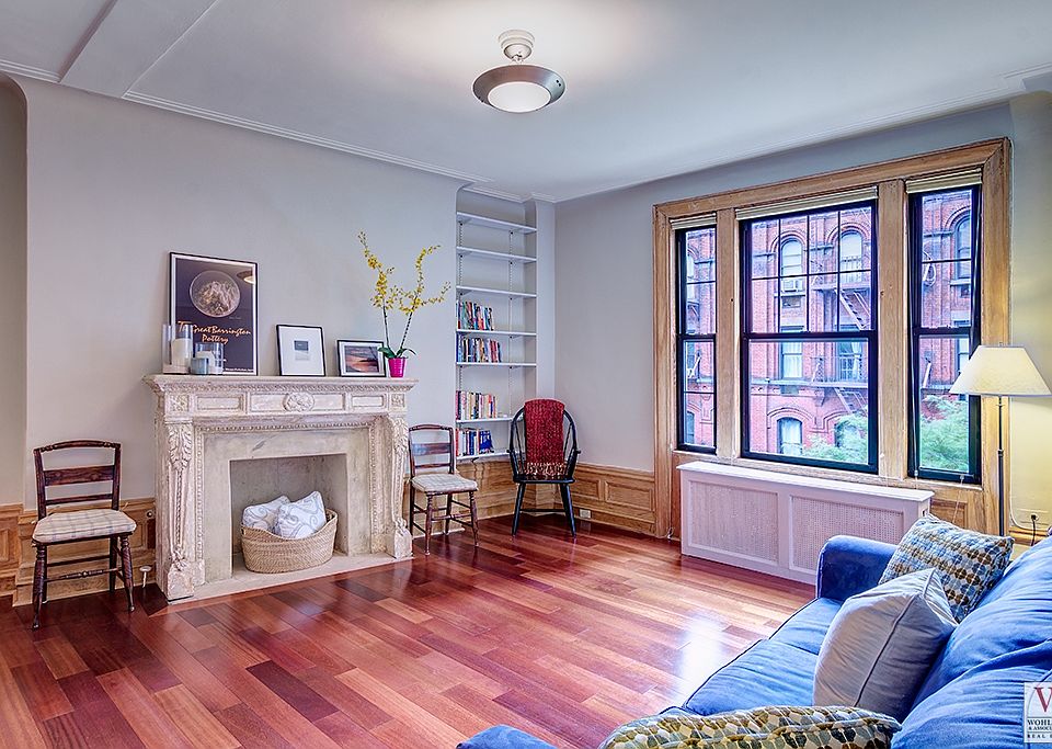 1st image of 207 W 98th St APT 4A