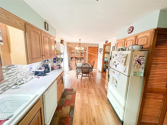 4th image of 4808 E Highway 32