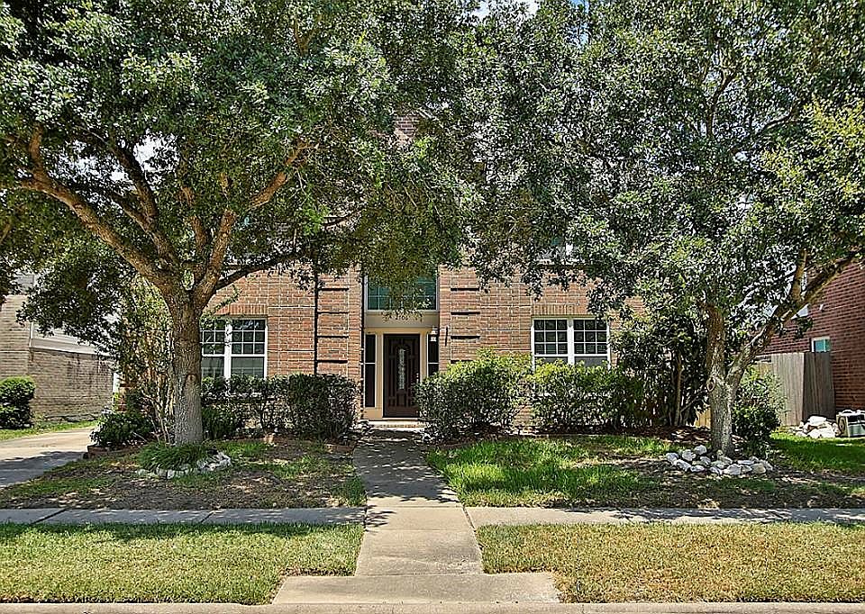 1st image of 2706 Sandpebble Dr