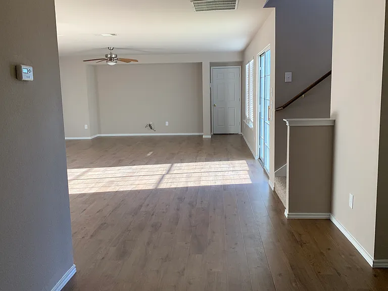 7137 Wind Row Dr — Photo 7