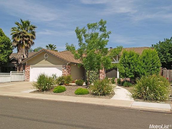 2nd image of 5116 Tewkesbury Way