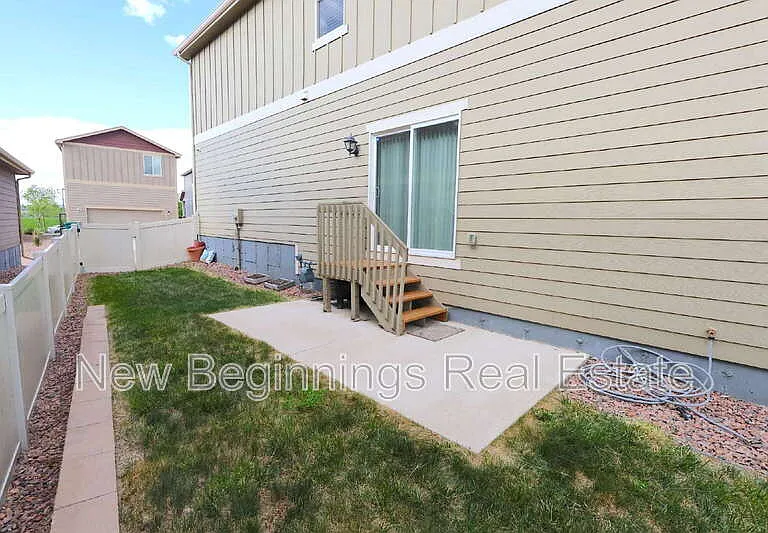 2562 Ellingwood Dr — Photo 34