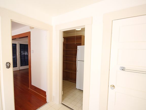 2nd image of 1077 W Dana St APT A