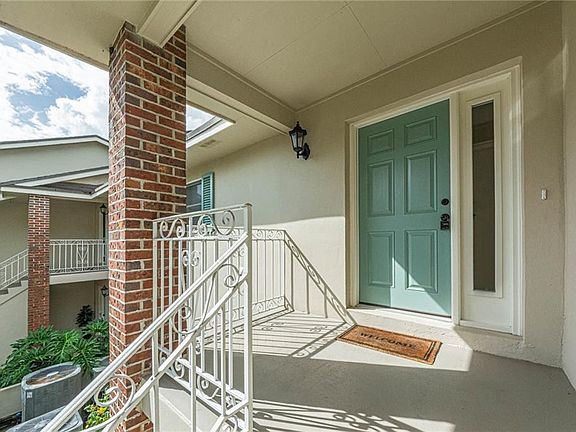 5th image of 131 E Park Shores Cir APT 12E
