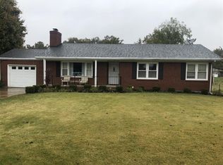 1073 Robin Rd, Radcliff, KY 40160