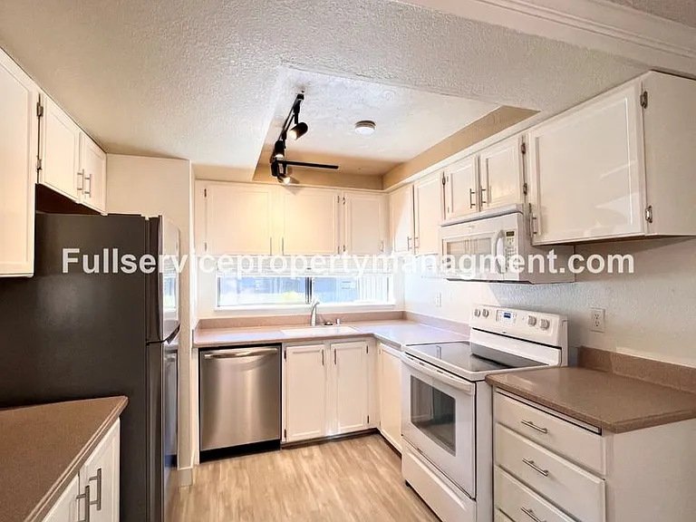4135 145th Ave NE #E-4 — Photo 11