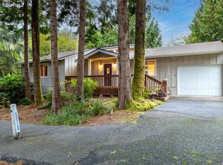 198 SW The Pines Dr, Depoe Bay, OR 97341