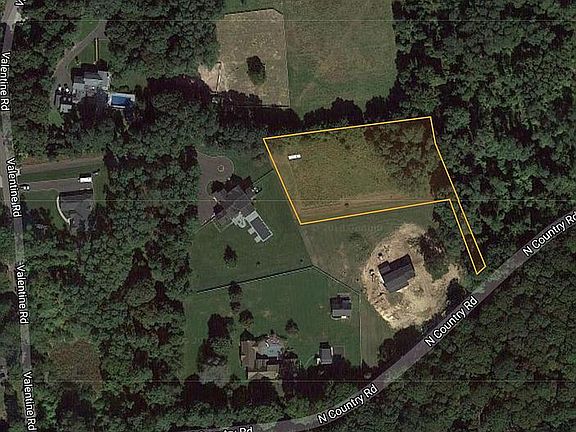 Flag lot off N. Country Rd.