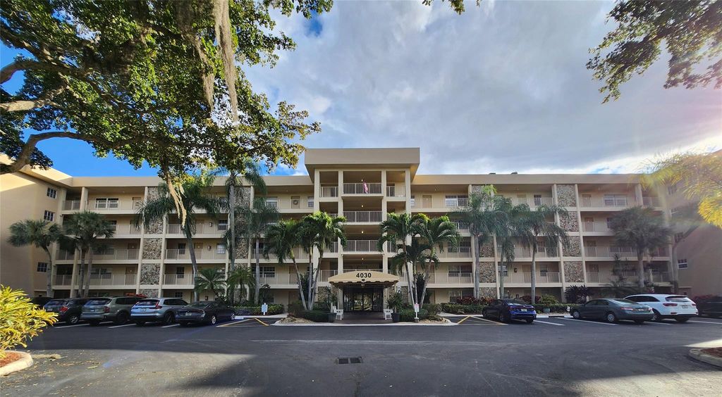 4030 W Palm Aire Drive #101, photo 5