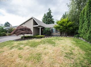 10390 SW 130th Ave, Beaverton, OR 97008