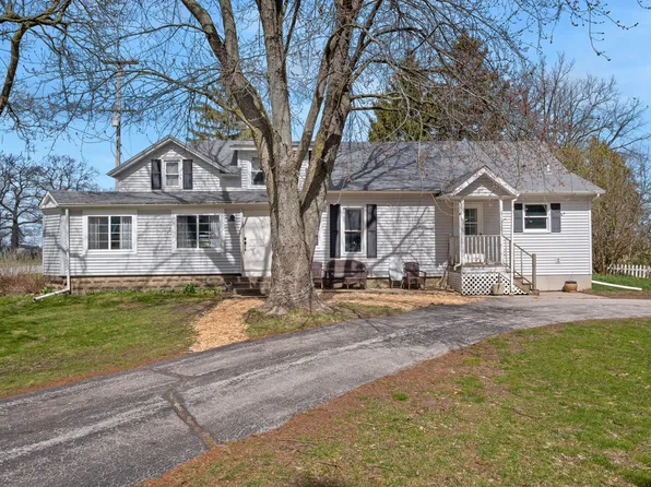 3264 Thomas St, Ravenna, MI 49451