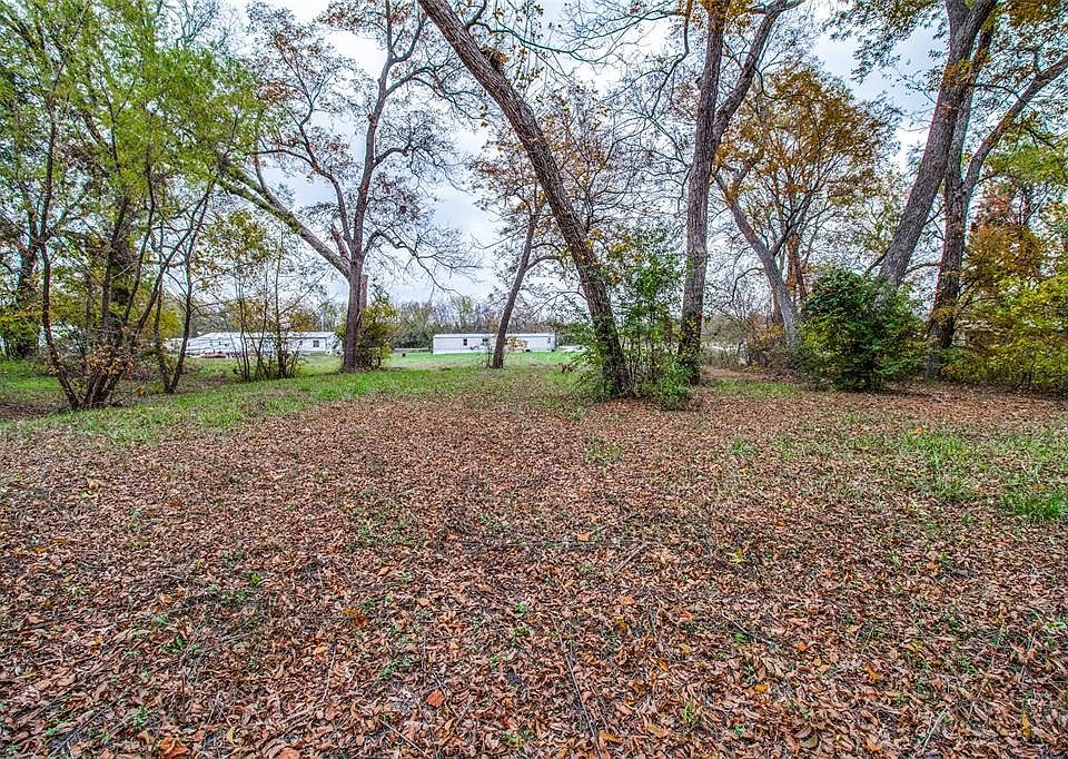 311 Darwin Rd, Whitewright, TX 75491 MLS 20206105 Zillow