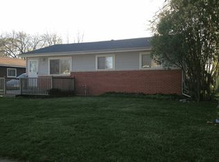 1083 Cloverlawn Dr, Pontiac, MI 48340