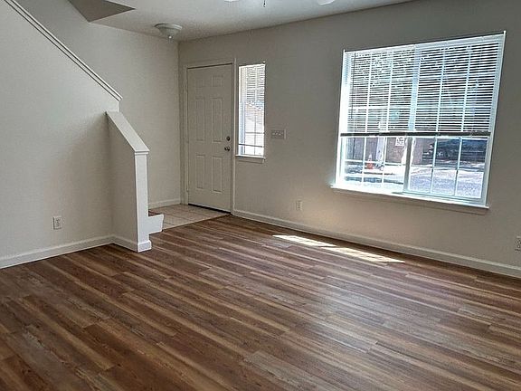 3rd image of 725 W 4th Ave Unit 7