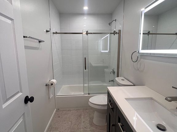 5th image of 182 McGrath Ct #182