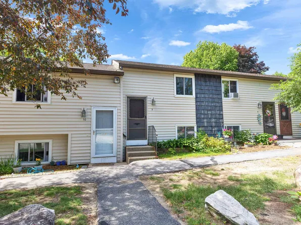 901 Mammoth Road #9, Manchester, NH 03104
