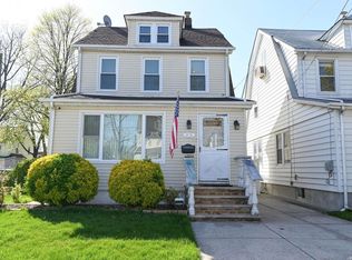 8834 Lyman St, Queens Village, NY 11427