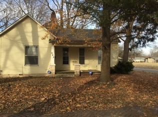 802 W 3rd St, Pittsburg, KS 66762
