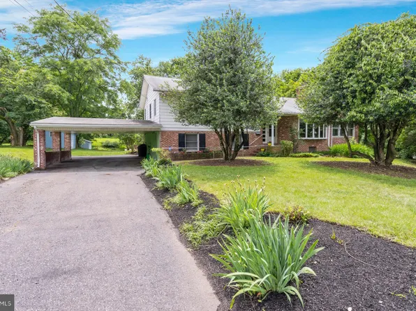 3350 Arcola Rd, Collegeville, PA 19426