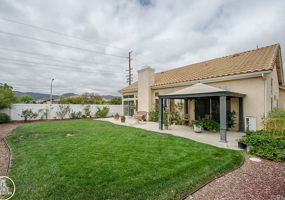 1st image of 41740 Valor Dr