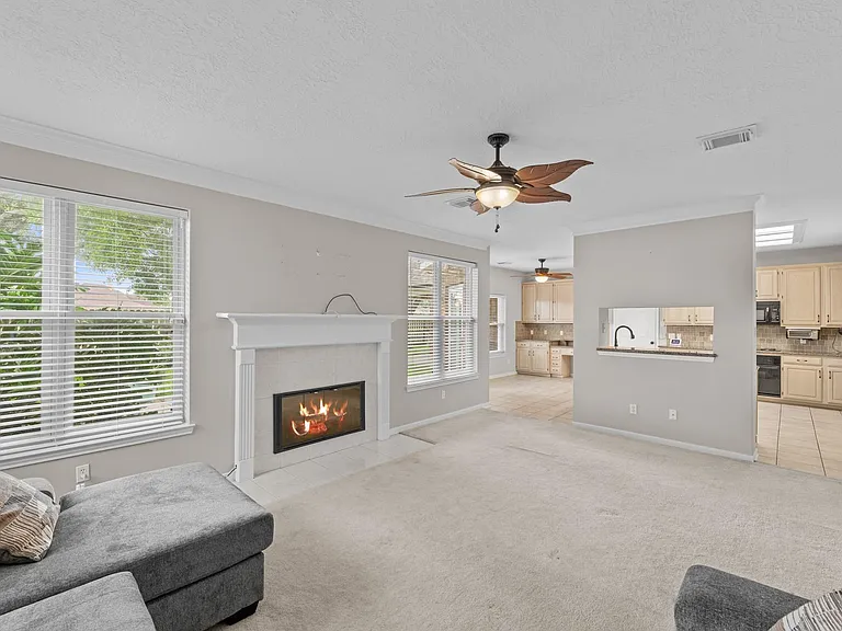 1602 Seminole St — Photo 17