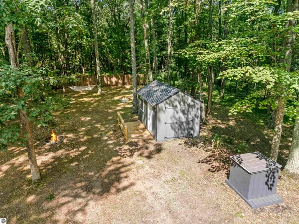 6098 W Nine Mile Rd, Irons, MI 49644