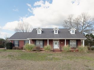 304 W Kingswood Dr, Enterprise, AL 36330