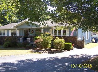 1002 E Pennell St, Carl Junction, MO 64834