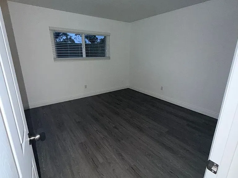 589 N Johnson Ave #210 — Photo 14