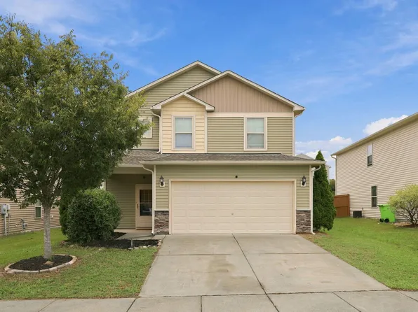 3665 Althorp Dr, Raleigh, NC 27616