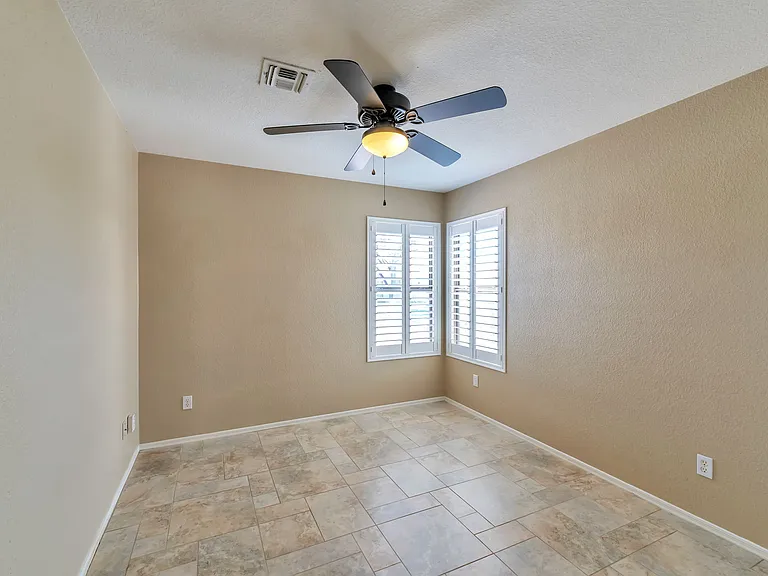 2645 W Cezanne Cir — Photo 7