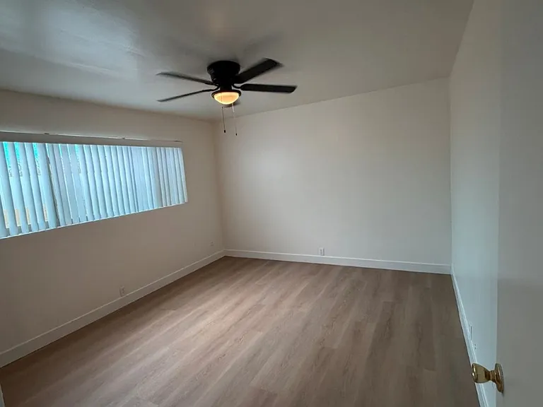 2626 N Junipero Ave — Photo 8