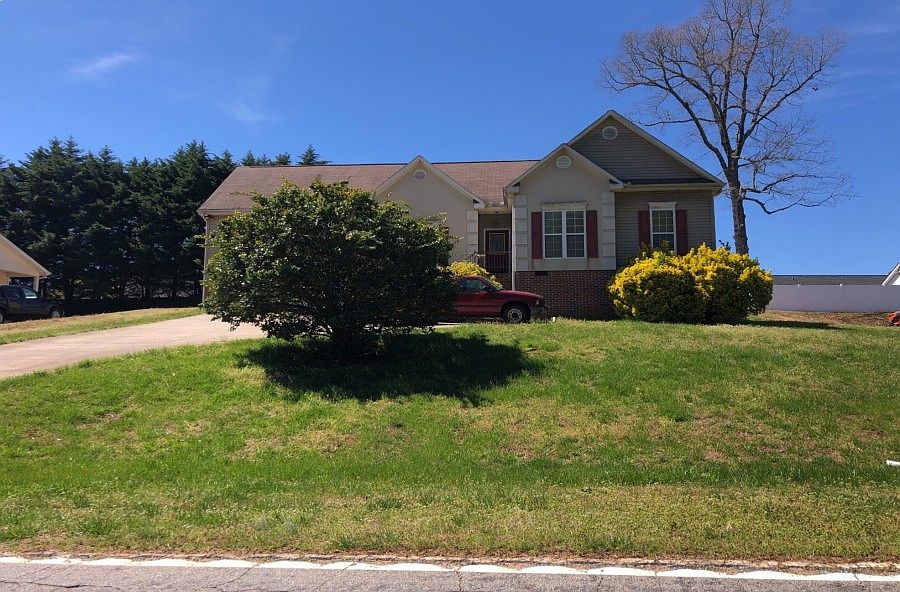 309 Lenhardt Rd, Easley, SC 29640 Zillow