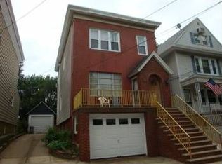 72 W 37th St, Bayonne, NJ 07002