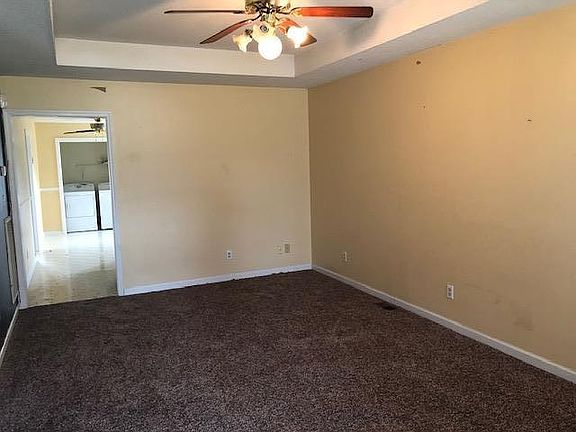 3rd image of 308 Fitzgerald Dr