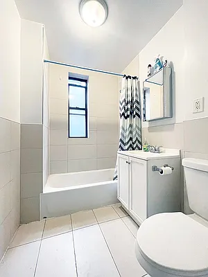 Rented by Bohemia Realty Group | media 7