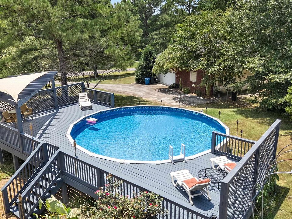 1st image of 160 Panoramic Cir